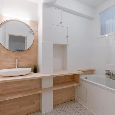 Apartment Pleasant In The Center Of