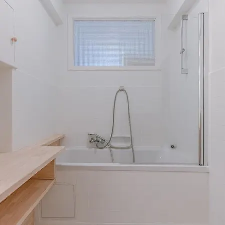 Appartement Pleasant In The Center Of *