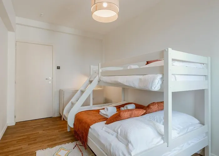 Pleasant In The Center Of * Ostenda